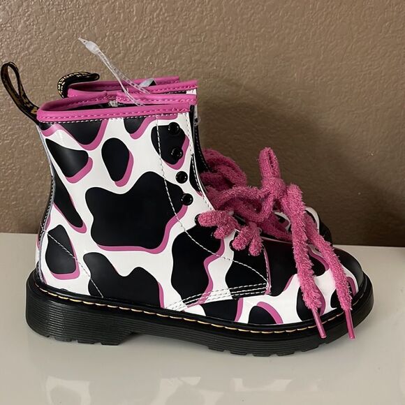 New DR. MARTENS KIDS' 1460 COMBAT BOOT IN WHITE COW PRINT size 5 - Picture 4 of 6
